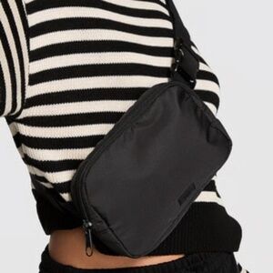 Victoria’s Secret Pink Black Belt Bag NWT